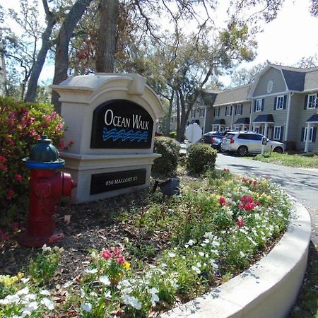 W2 Ocean Walk Resort Upstairs 2 Bed King And Two Twins Next To Back Pool St. Simons Island Kültér fotó